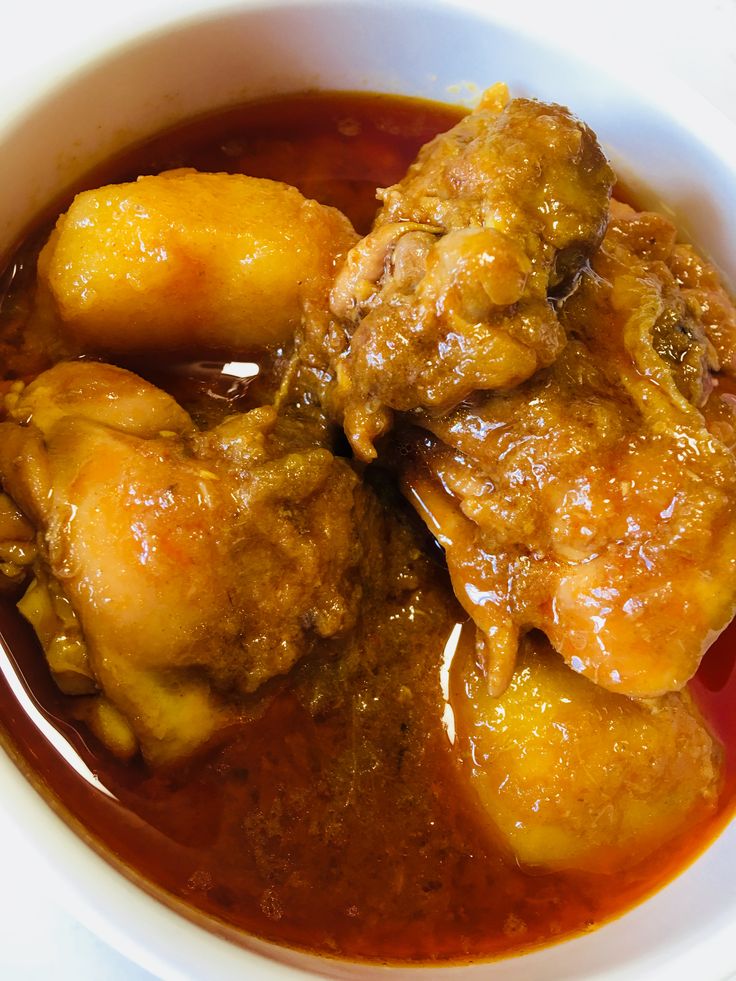 ကြက်သားအာလူးဟင်း